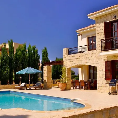 Lysos Villa *