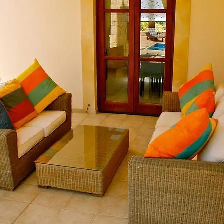 Lysos Villa *