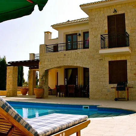 Villa Lysos